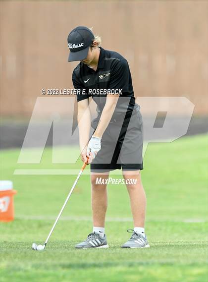 Thumbnail 1 in UIL 3A Golf Championship  photogallery.