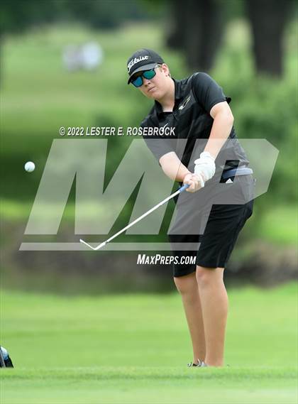 Thumbnail 2 in UIL 3A Golf Championship  photogallery.