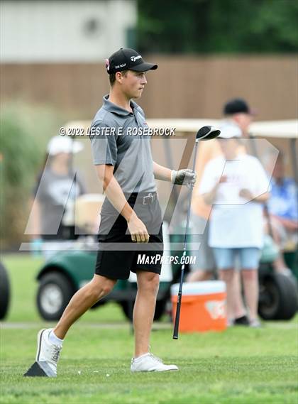 Thumbnail 2 in UIL 3A Golf Championship  photogallery.