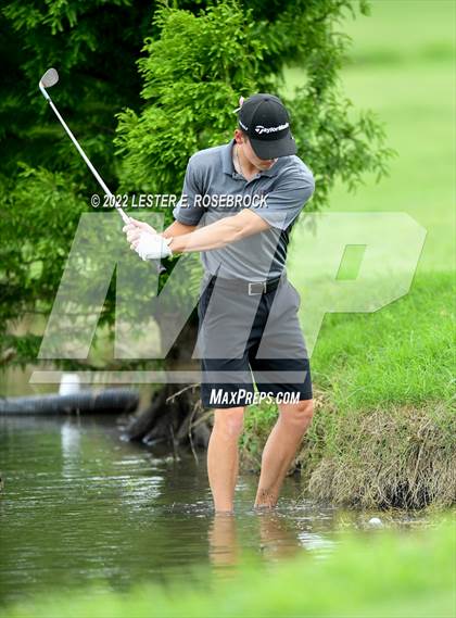 Thumbnail 1 in UIL 3A Golf Championship  photogallery.