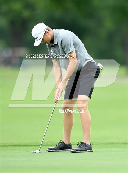 Thumbnail 1 in UIL 3A Golf Championship  photogallery.