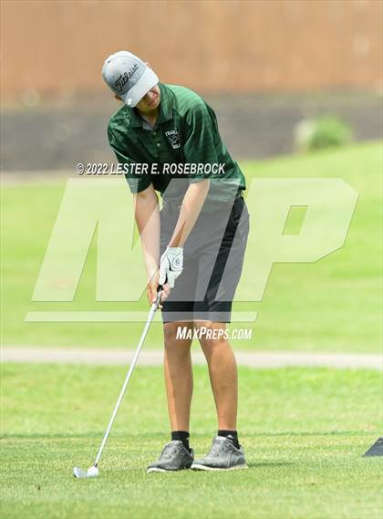 Thumbnail 2 in UIL 3A Golf Championship  photogallery.