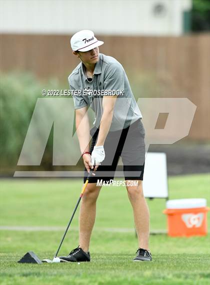 Thumbnail 3 in UIL 3A Golf Championship  photogallery.