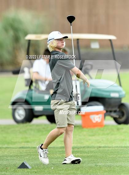 Thumbnail 1 in UIL 3A Golf Championship  photogallery.