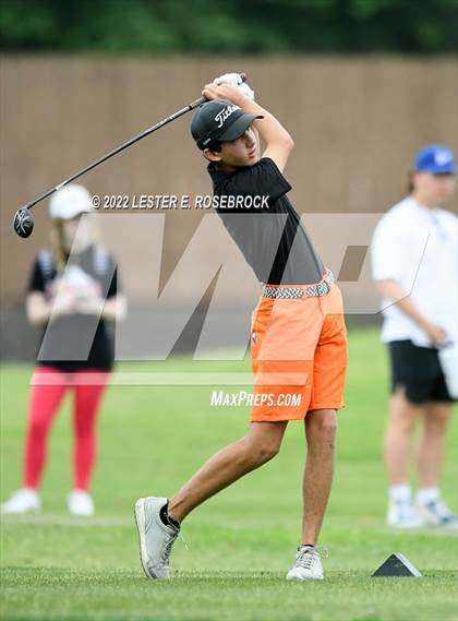 Thumbnail 2 in UIL 3A Golf Championship  photogallery.