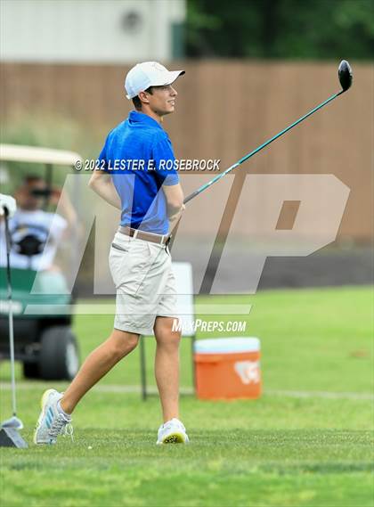 Thumbnail 2 in UIL 3A Golf Championship  photogallery.