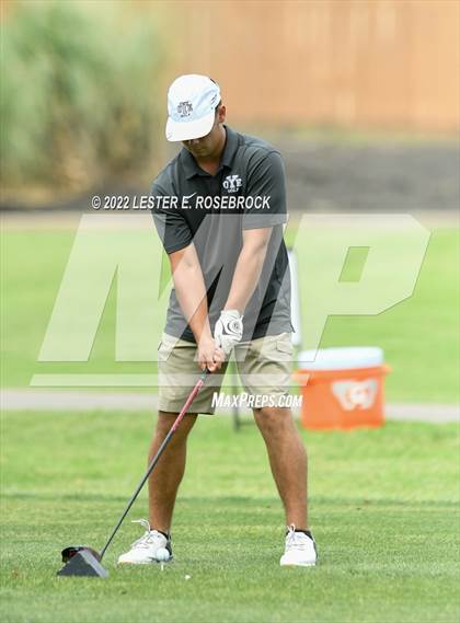 Thumbnail 3 in UIL 3A Golf Championship  photogallery.