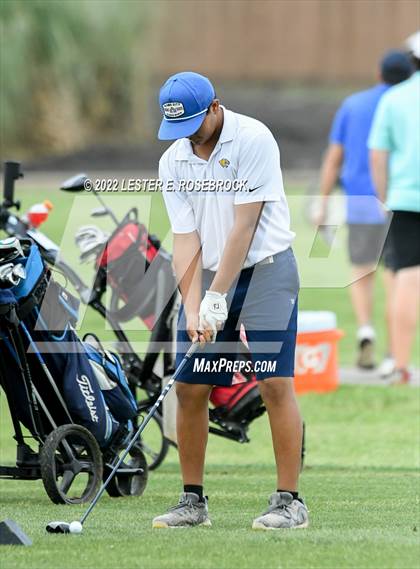 Thumbnail 3 in UIL 3A Golf Championship  photogallery.