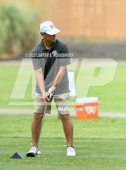 Thumbnail 2 in UIL 3A Golf Championship  photogallery.