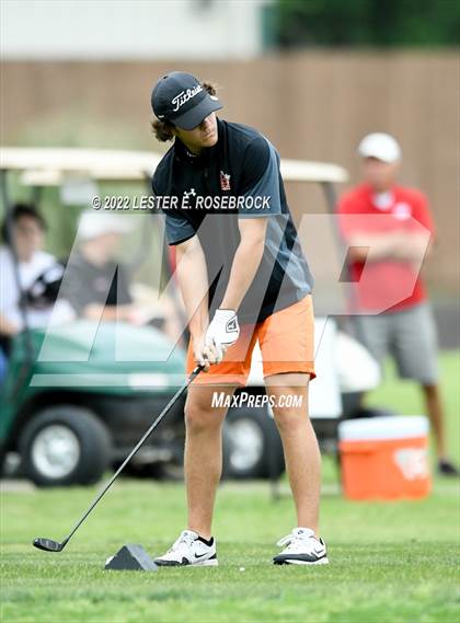 Thumbnail 2 in UIL 3A Golf Championship  photogallery.