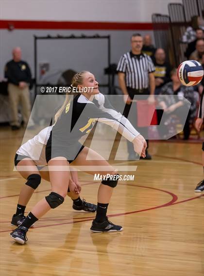 Thumbnail 3 in Clarion Area vs Maplewood (PIAA A Semifinal) photogallery.