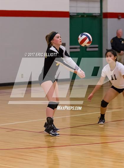 Thumbnail 3 in Clarion Area vs Maplewood (PIAA A Semifinal) photogallery.