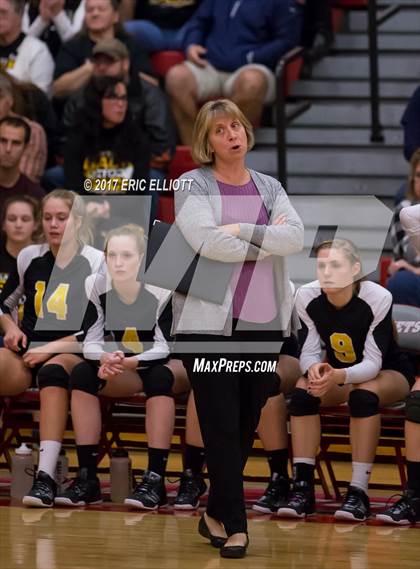 Thumbnail 3 in Clarion Area vs Maplewood (PIAA A Semifinal) photogallery.