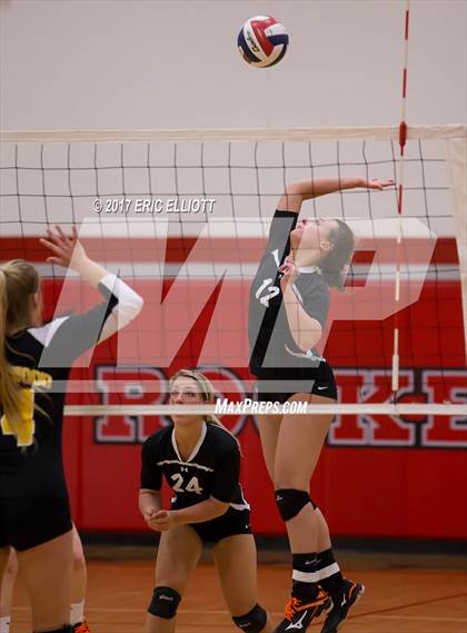 Thumbnail 1 in Clarion Area vs Maplewood (PIAA A Semifinal) photogallery.