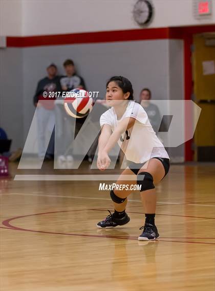 Thumbnail 2 in Clarion Area vs Maplewood (PIAA A Semifinal) photogallery.