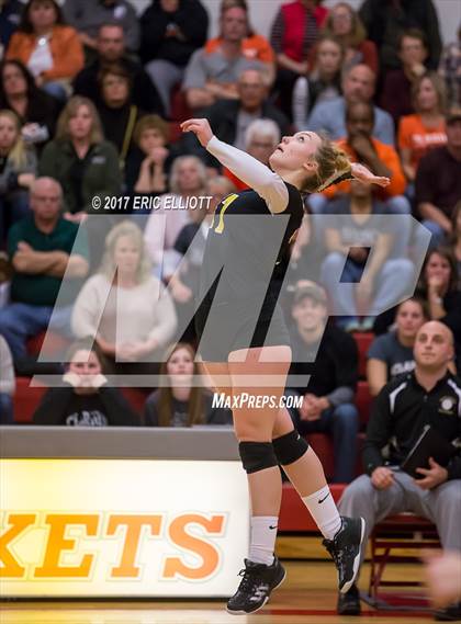 Thumbnail 1 in Clarion Area vs Maplewood (PIAA A Semifinal) photogallery.