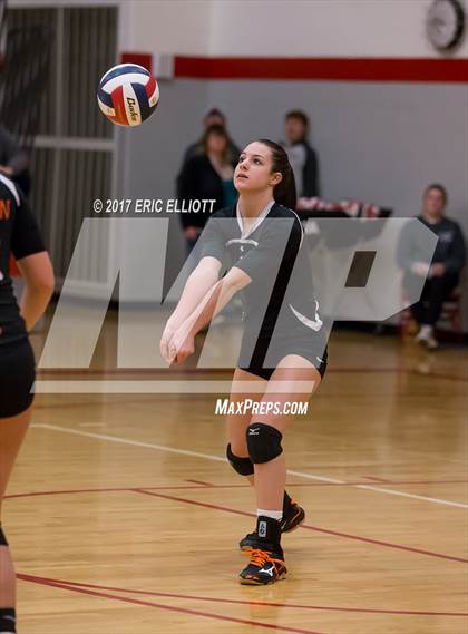 Thumbnail 3 in Clarion Area vs Maplewood (PIAA A Semifinal) photogallery.