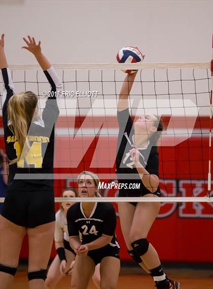Thumbnail 3 in Clarion Area vs Maplewood (PIAA A Semifinal) photogallery.