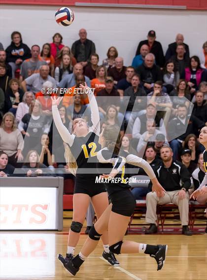 Thumbnail 2 in Clarion Area vs Maplewood (PIAA A Semifinal) photogallery.