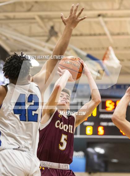 Thumbnail 2 in Cooper @ Covington Catholic photogallery.