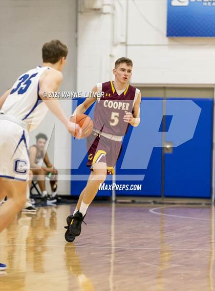 Thumbnail 3 in Cooper @ Covington Catholic photogallery.