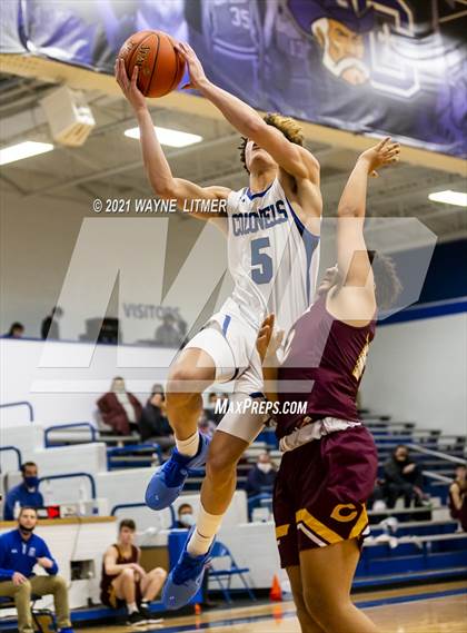 Thumbnail 2 in Cooper @ Covington Catholic photogallery.