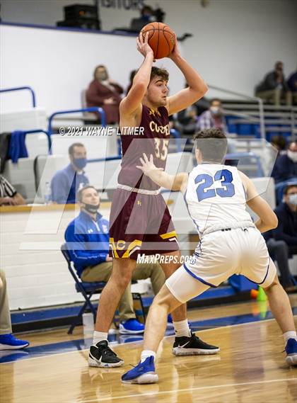 Thumbnail 1 in Cooper @ Covington Catholic photogallery.
