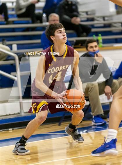 Thumbnail 1 in Cooper @ Covington Catholic photogallery.