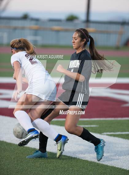 Thumbnail 3 in Paramount vs. Paloma Valley (CIF SS D4 1st Round) photogallery.