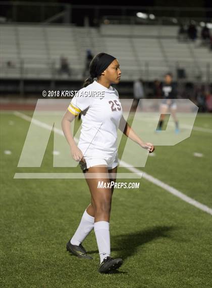 Thumbnail 3 in Paramount vs. Paloma Valley (CIF SS D4 1st Round) photogallery.