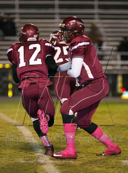 Thumbnail 2 in Craigmont vs Bartlett photogallery.
