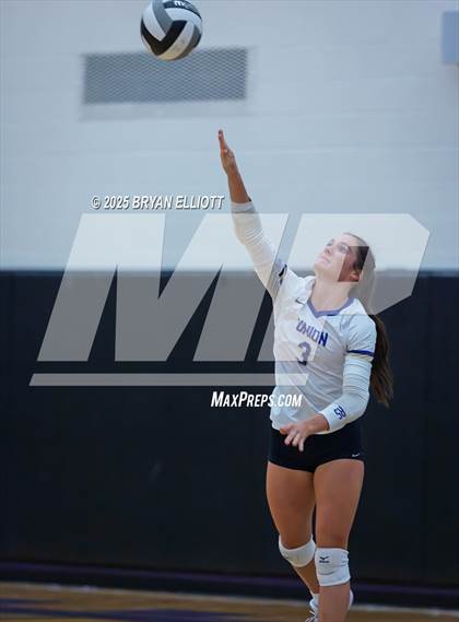 Thumbnail 1 in Union @ Gilmer photogallery.