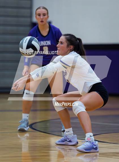 Thumbnail 1 in Union @ Gilmer photogallery.