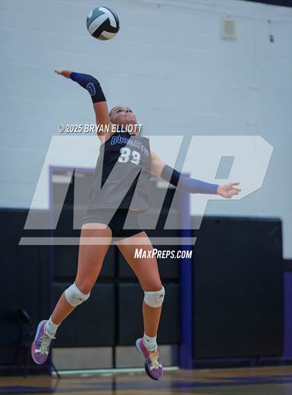 Thumbnail 2 in Union @ Gilmer photogallery.