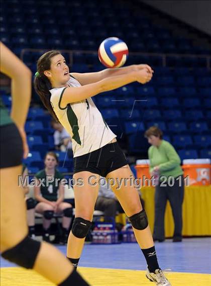Thumbnail 1 in Long Beach Poly vs. Palo Alto (CIF State D1 Final) photogallery.