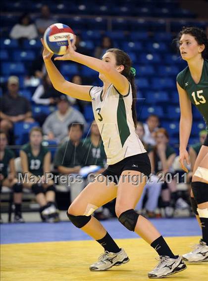 Thumbnail 2 in Long Beach Poly vs. Palo Alto (CIF State D1 Final) photogallery.