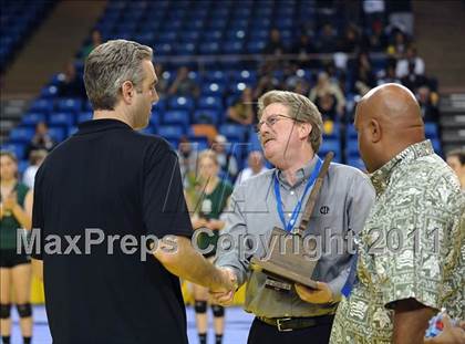 Thumbnail 2 in Long Beach Poly vs. Palo Alto (CIF State D1 Final) photogallery.