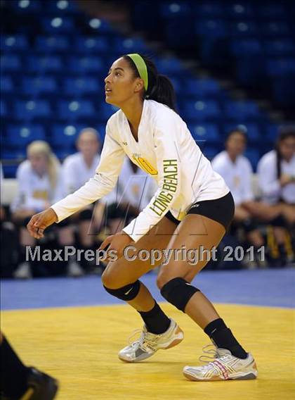 Thumbnail 3 in Long Beach Poly vs. Palo Alto (CIF State D1 Final) photogallery.