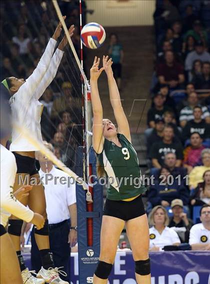 Thumbnail 1 in Long Beach Poly vs. Palo Alto (CIF State D1 Final) photogallery.