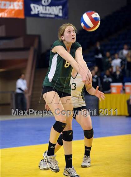 Thumbnail 3 in Long Beach Poly vs. Palo Alto (CIF State D1 Final) photogallery.