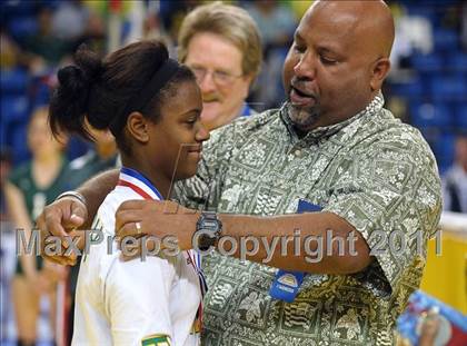Thumbnail 1 in Long Beach Poly vs. Palo Alto (CIF State D1 Final) photogallery.