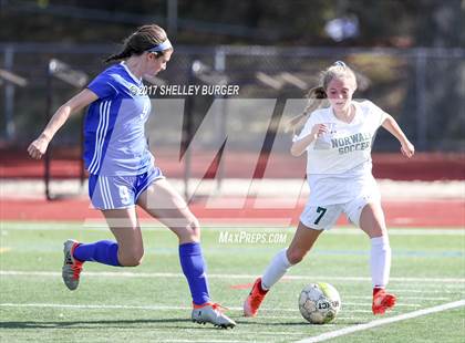 Thumbnail 1 in Ludlowe @ Norwalk photogallery.