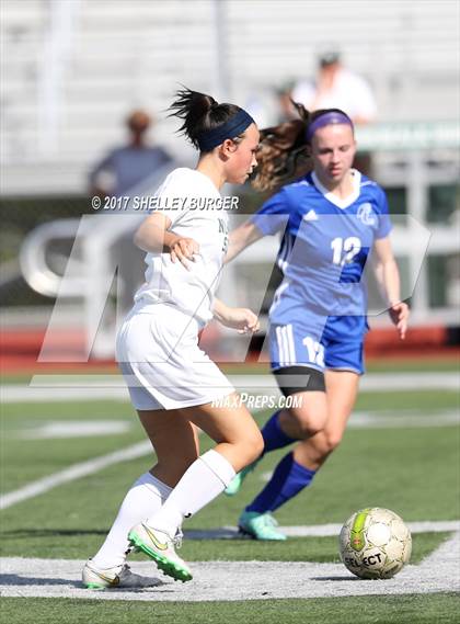 Thumbnail 1 in Ludlowe @ Norwalk photogallery.