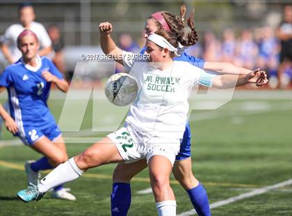 Thumbnail 3 in Ludlowe @ Norwalk photogallery.