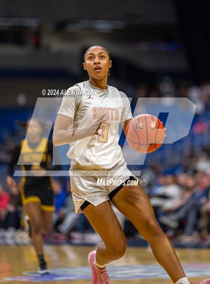 Thumbnail 2 in South Grand Prairie vs Brennan (UIL 6A Basketball Semifinal) photogallery.
