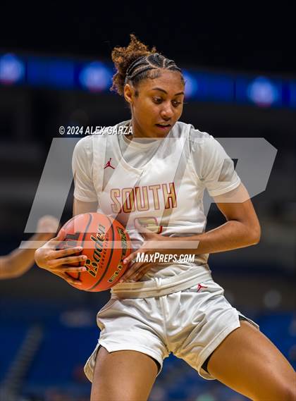 Thumbnail 2 in South Grand Prairie vs Brennan (UIL 6A Basketball Semifinal) photogallery.