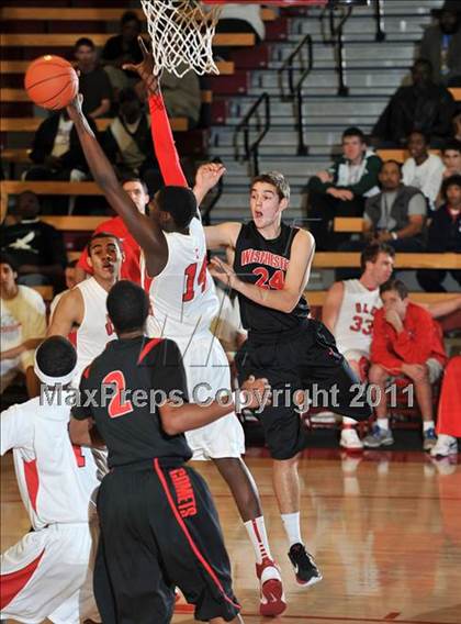 Thumbnail 3 in Orange Lutheran vs. Westchester (Nike Extravaganza) photogallery.