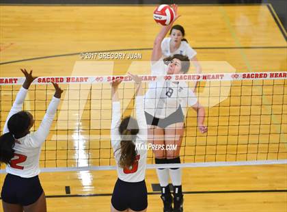 Thumbnail 3 in Ursuline Academy vs Riverside Academy (Sacred Heart Jamboree) photogallery.