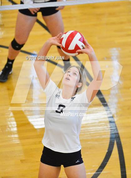 Thumbnail 2 in Ursuline Academy vs Riverside Academy (Sacred Heart Jamboree) photogallery.