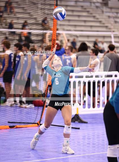 Thumbnail 3 in Hickory vs Academy of Central Florida (Endless Summer VB Tournament) photogallery.